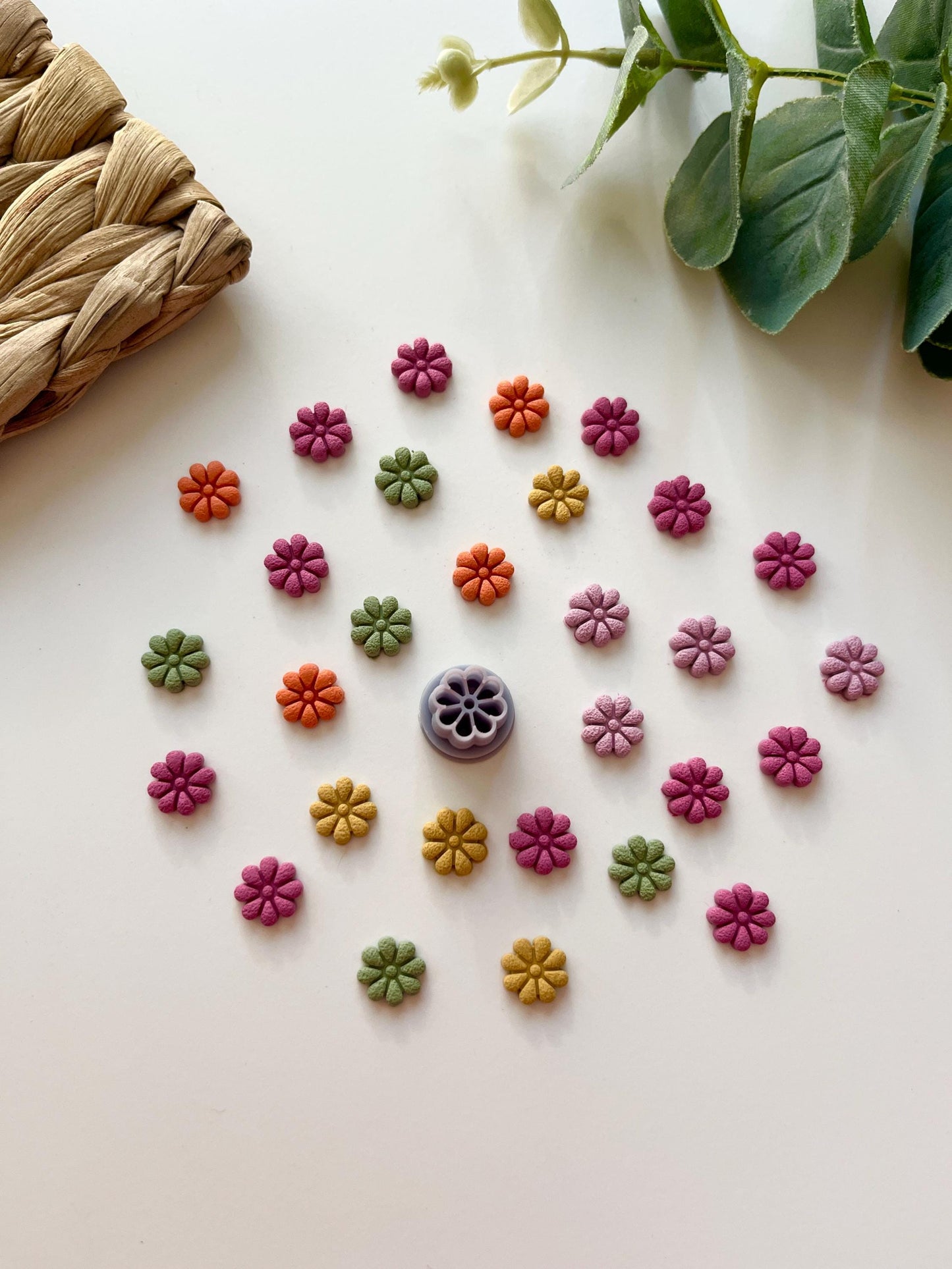 Micro Daisy Clay Cutter