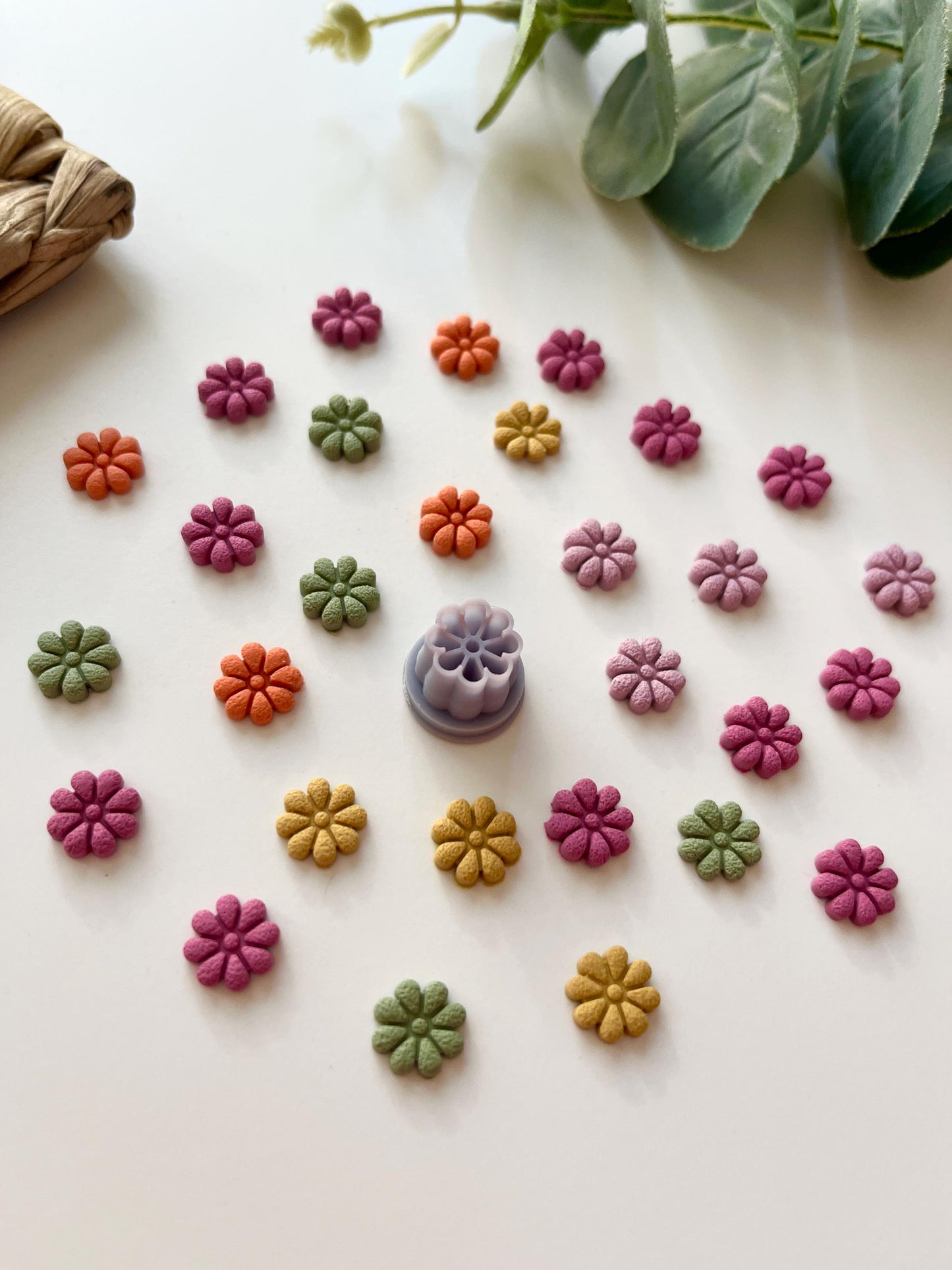 Micro Daisy Clay Cutter