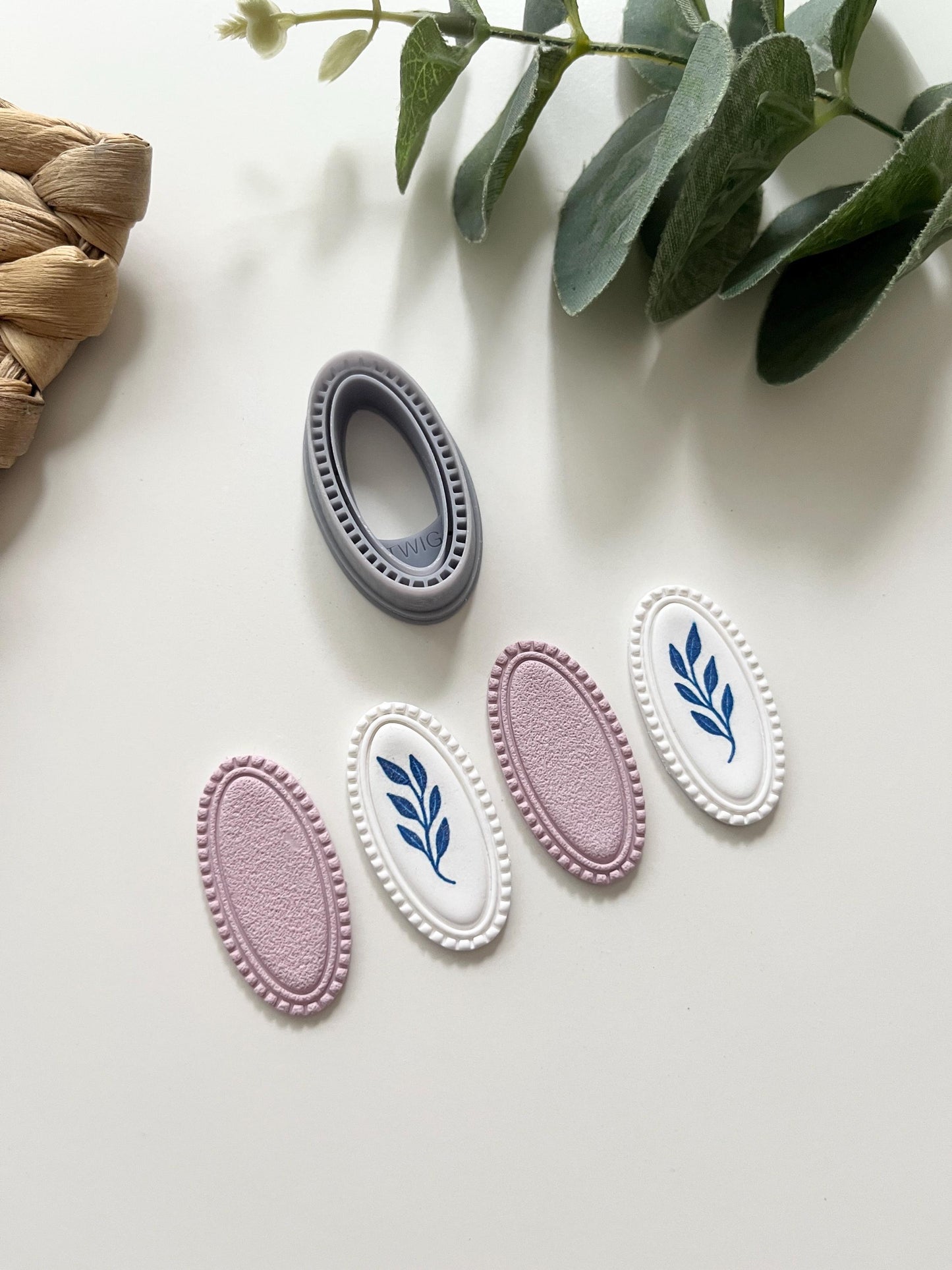 Dolce Vita Oval