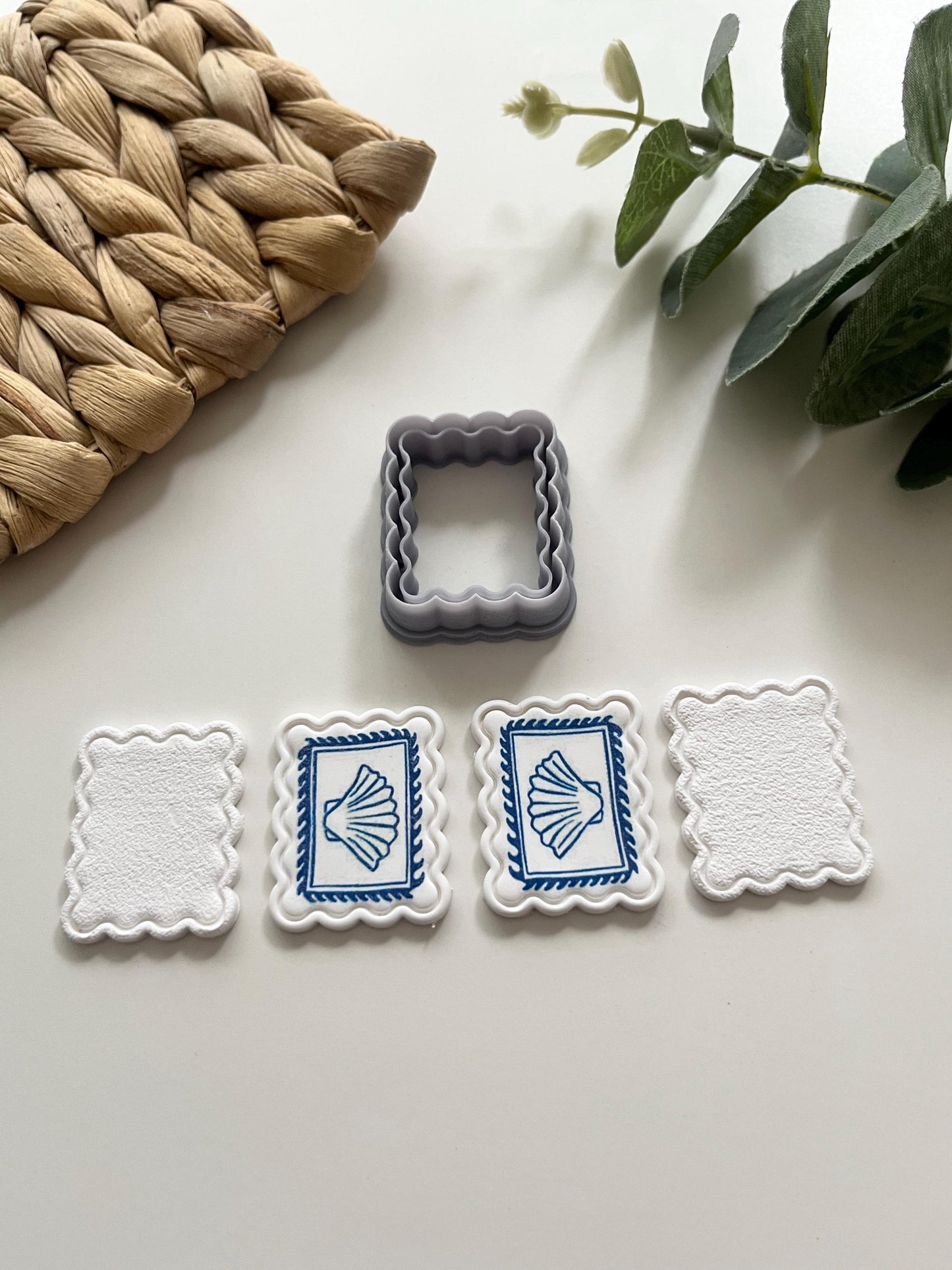Dolce Vita Wavey Rectangle