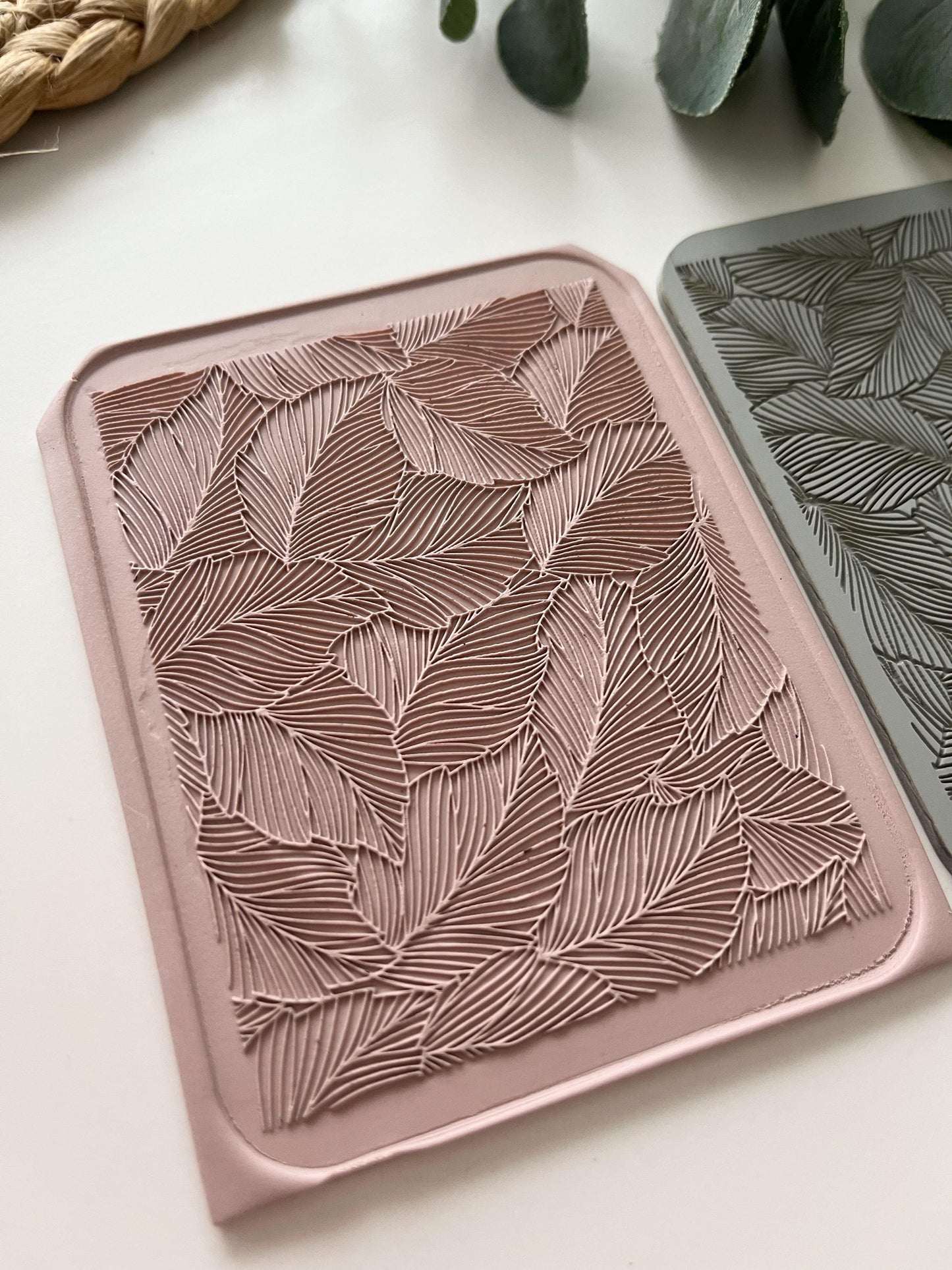 Tropical Leaves Texture Mat