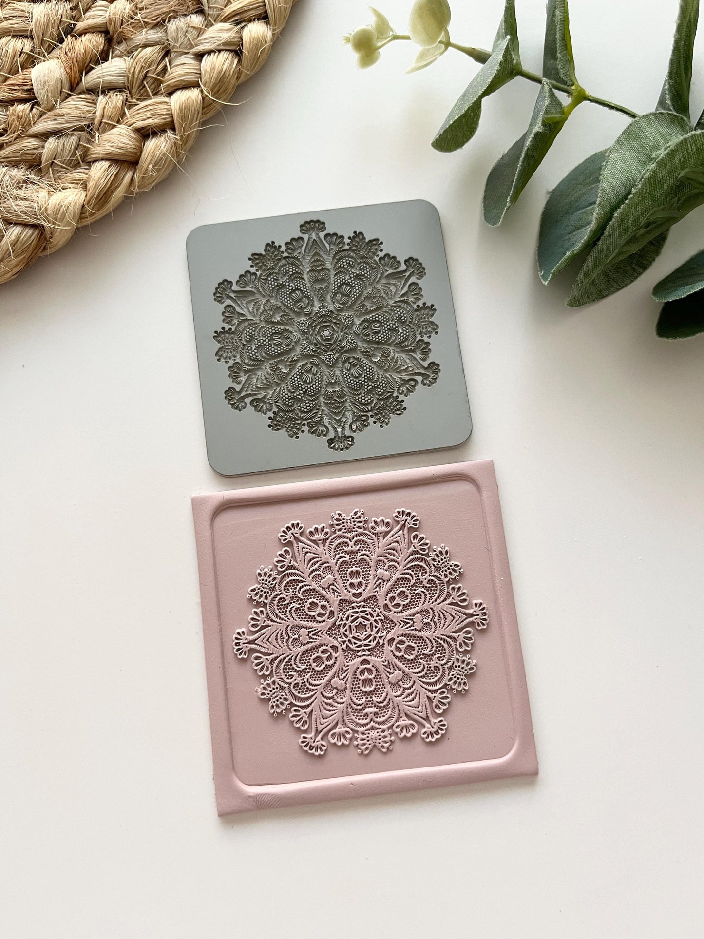 Flower Lace Texture Mat