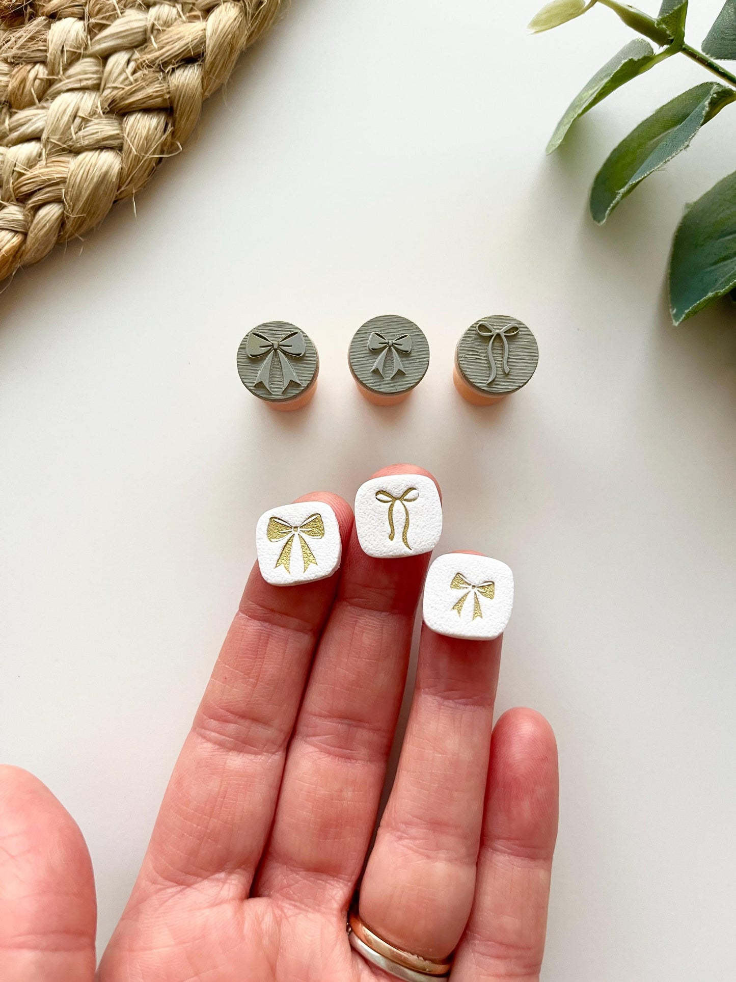 Bow Stamps: Mica Powder