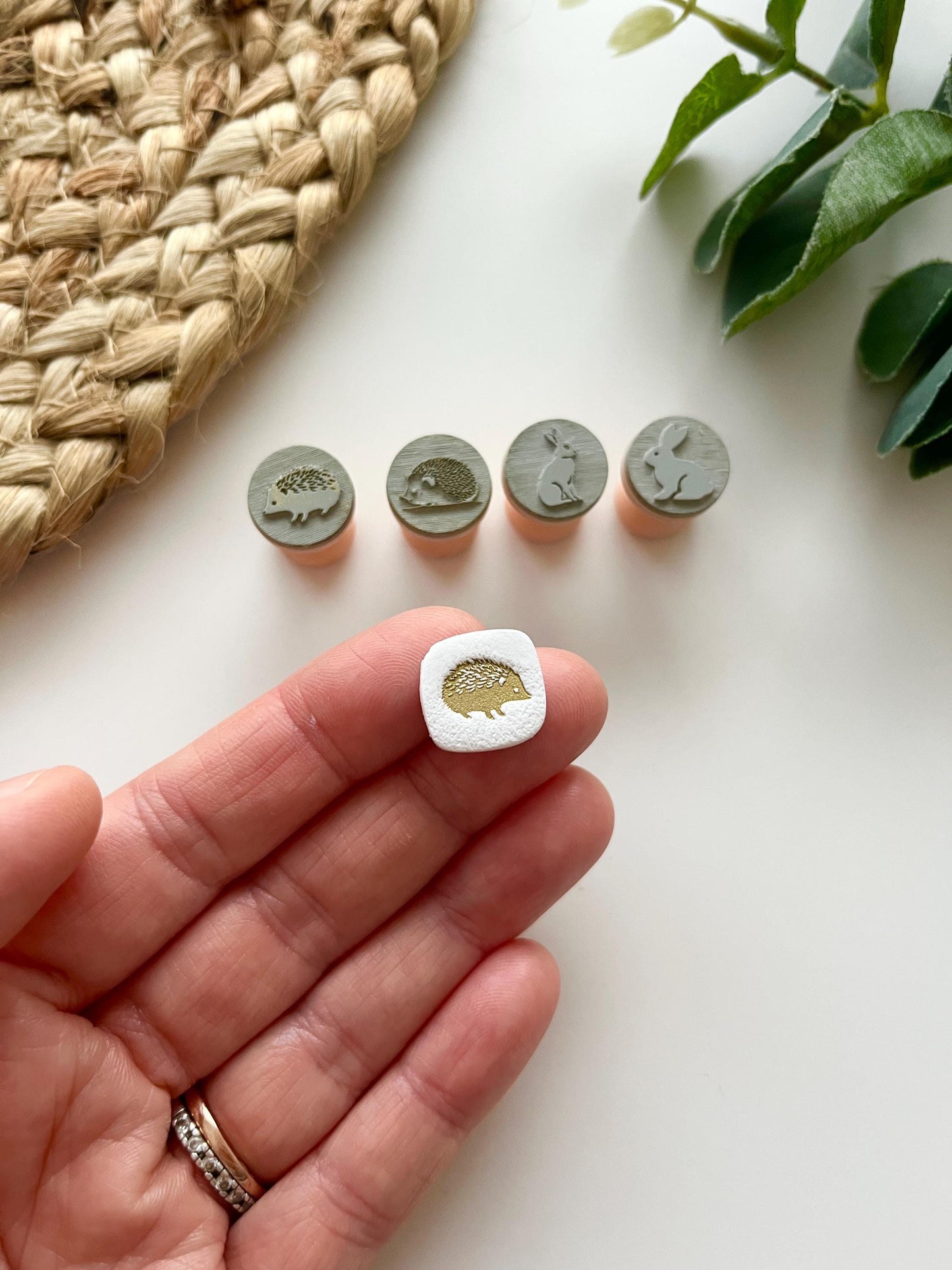 Bunny Rabbit and Hedgehog Stamps: Mica Powder