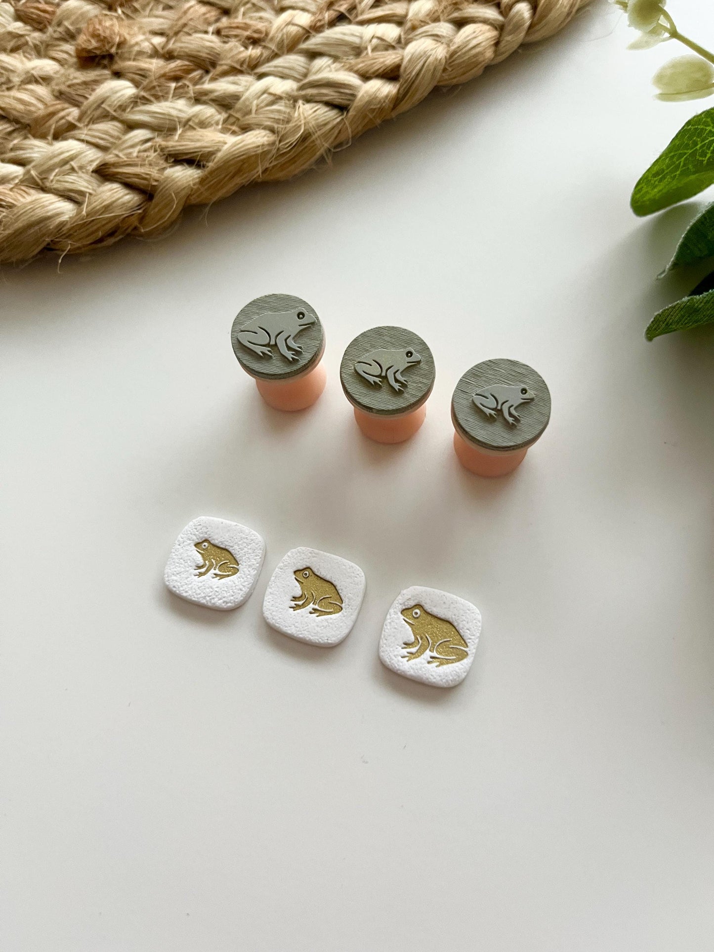 Frog Stamps: Mica Powder