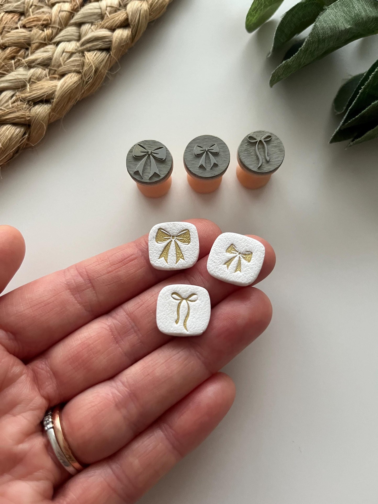 Bow Stamps: Mica Powder