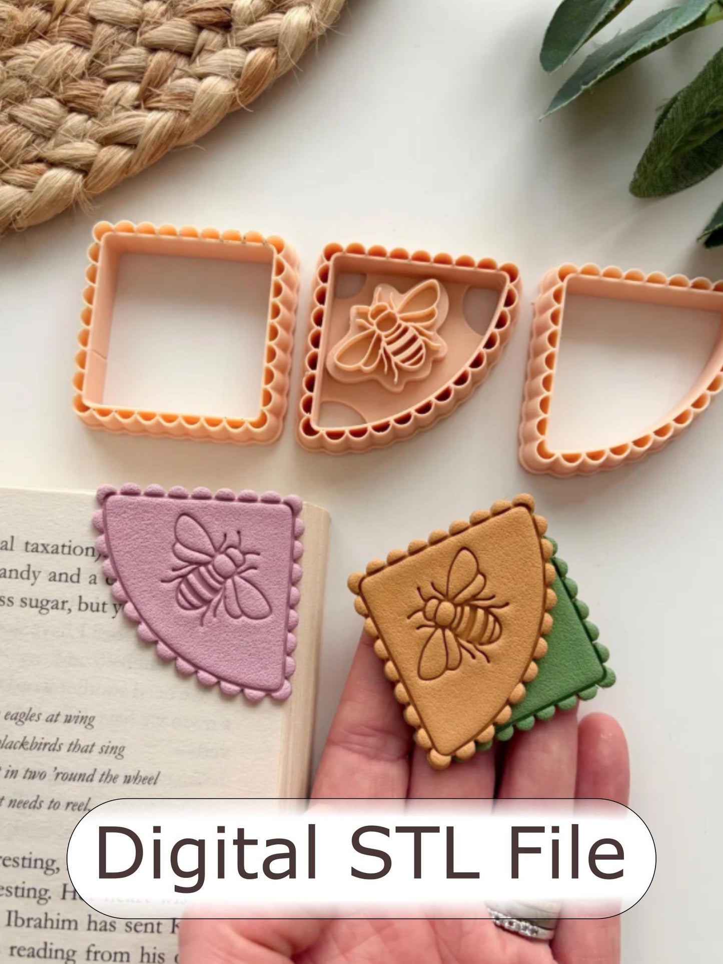 Lace Bee Corner Bookmark Polymer Clay Cutter - Digital STL File