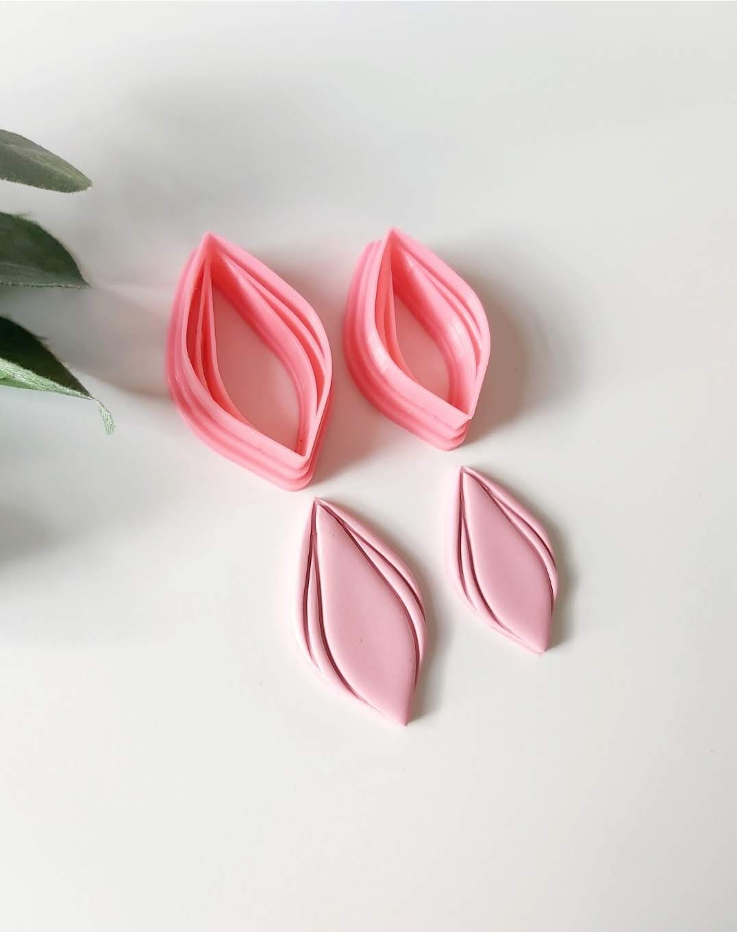 Embossed Petal