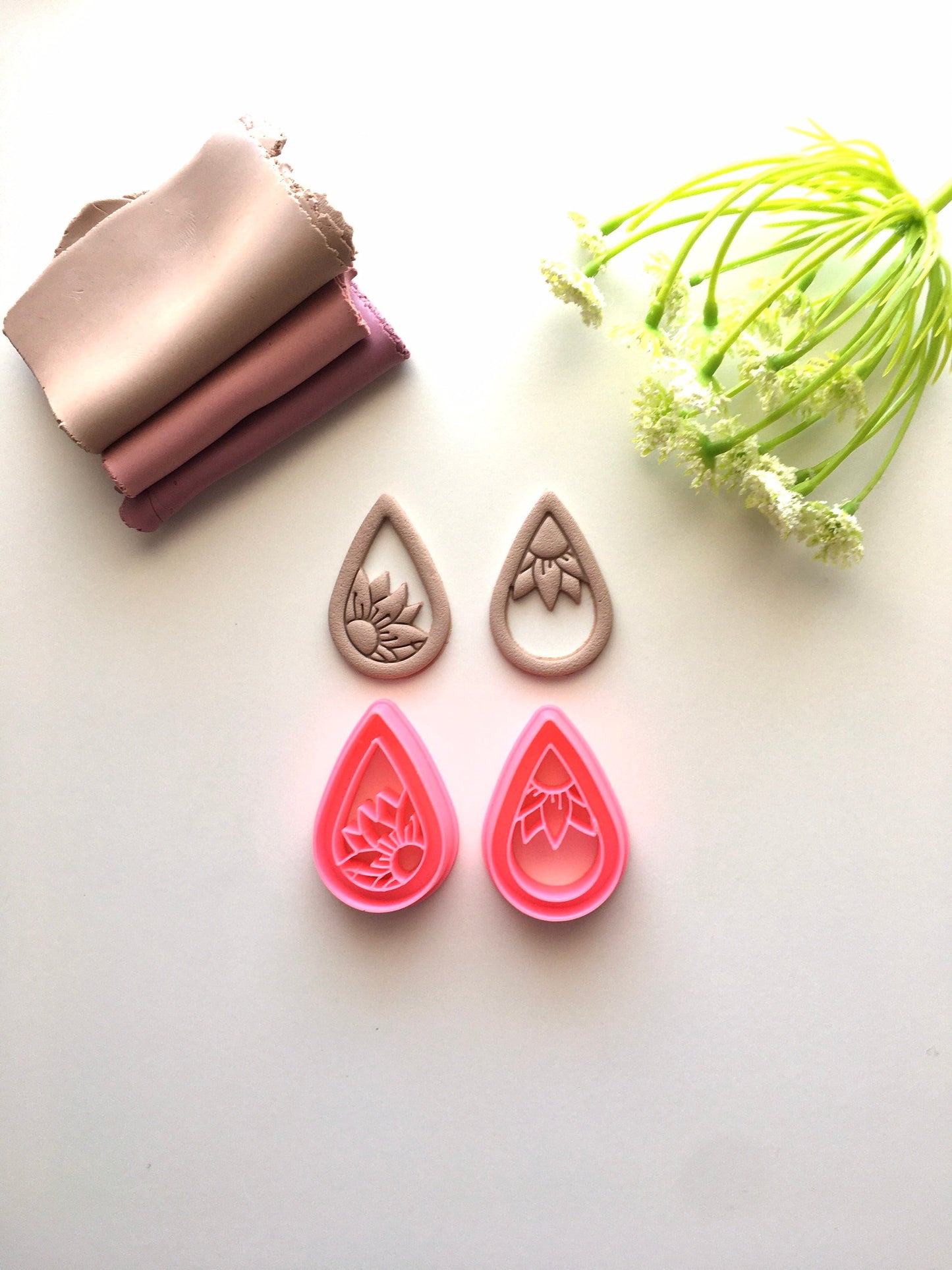 Embossed Flower Teardrop