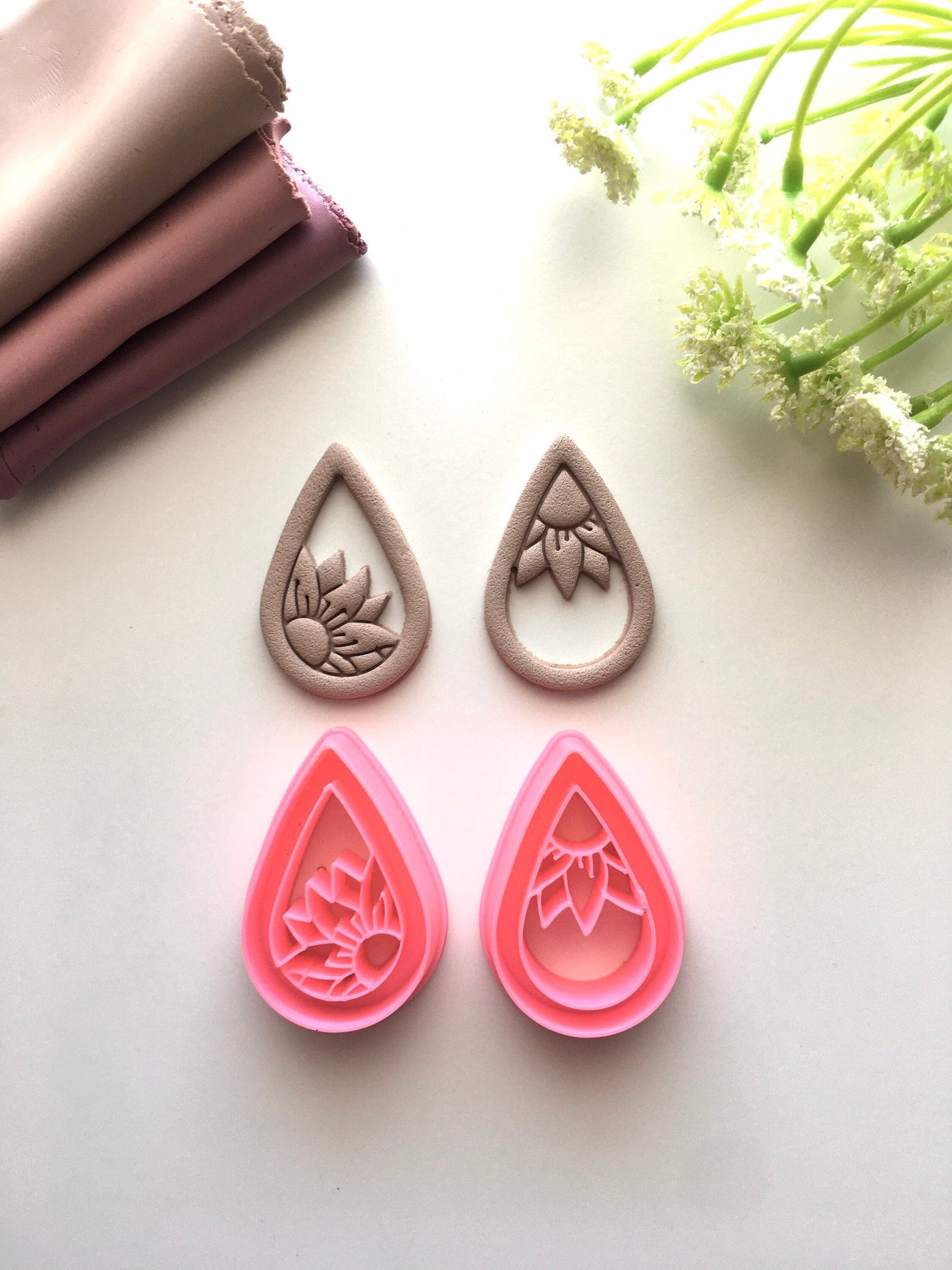 Embossed Flower Teardrop