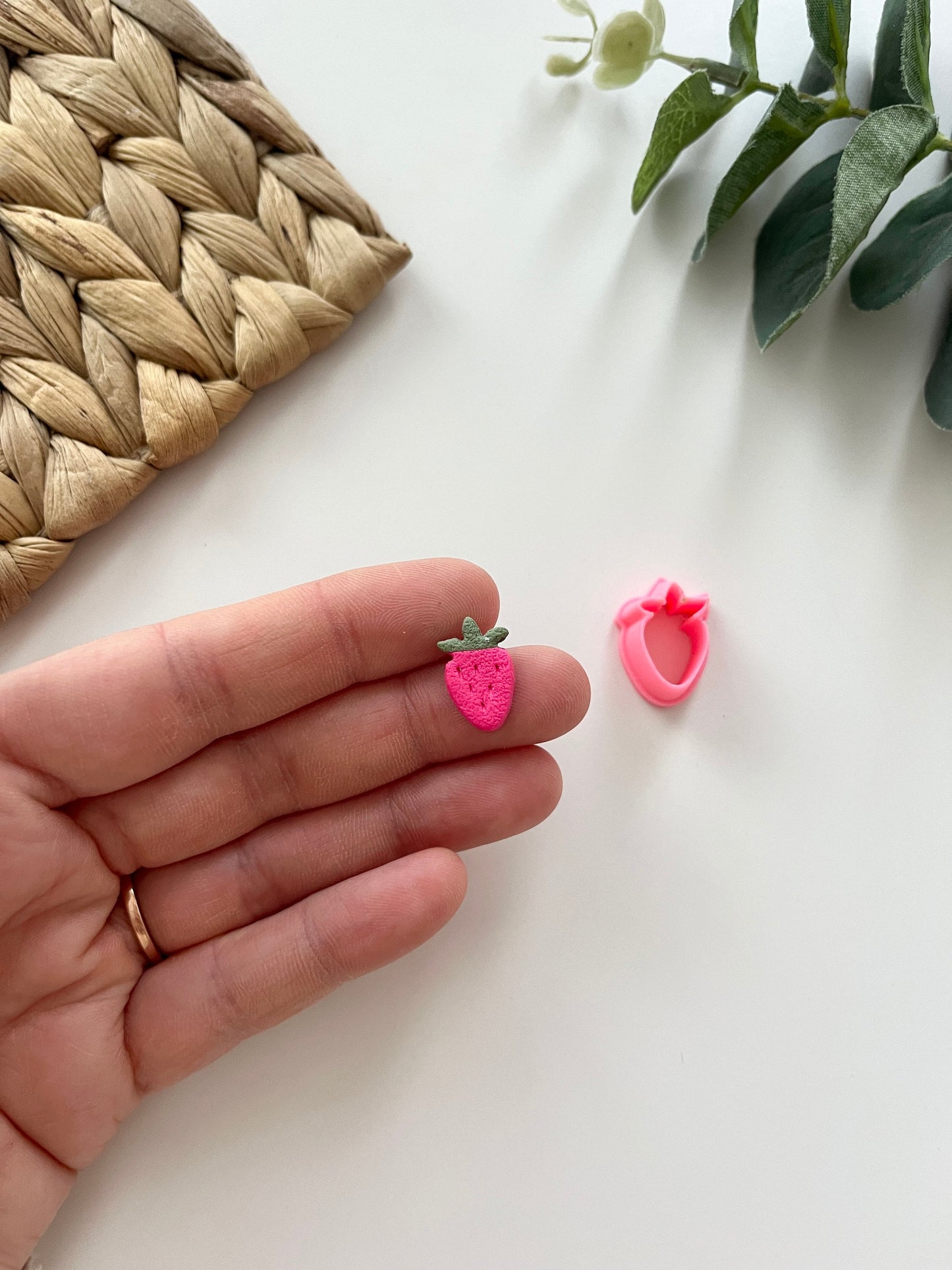 Strawberry Stud