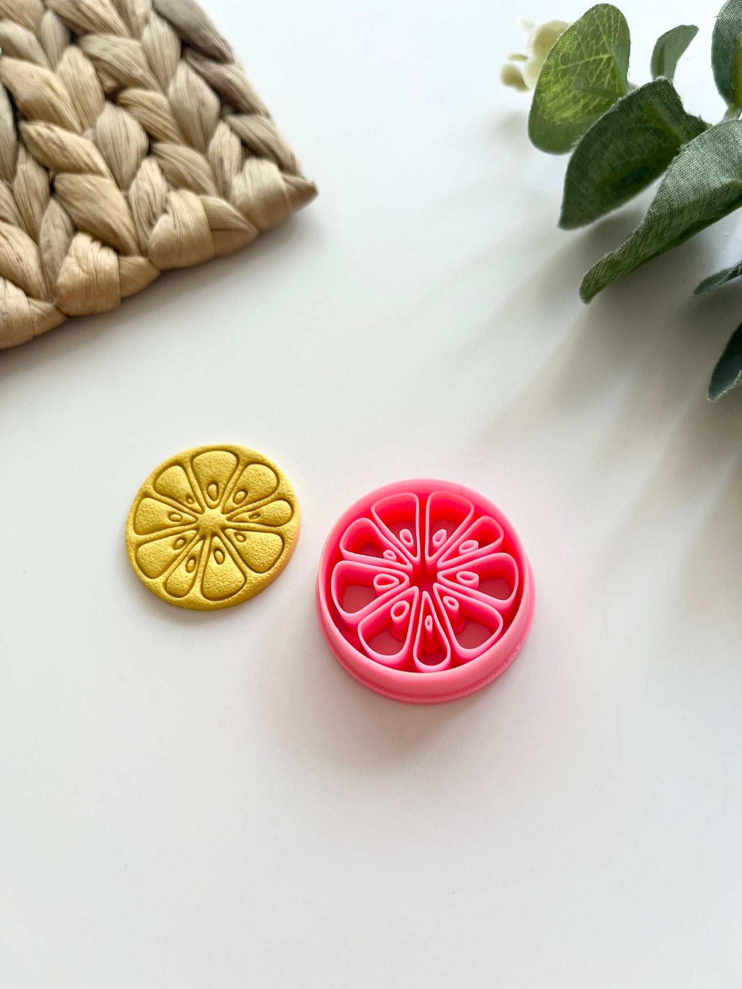 Full Embossed Lemon