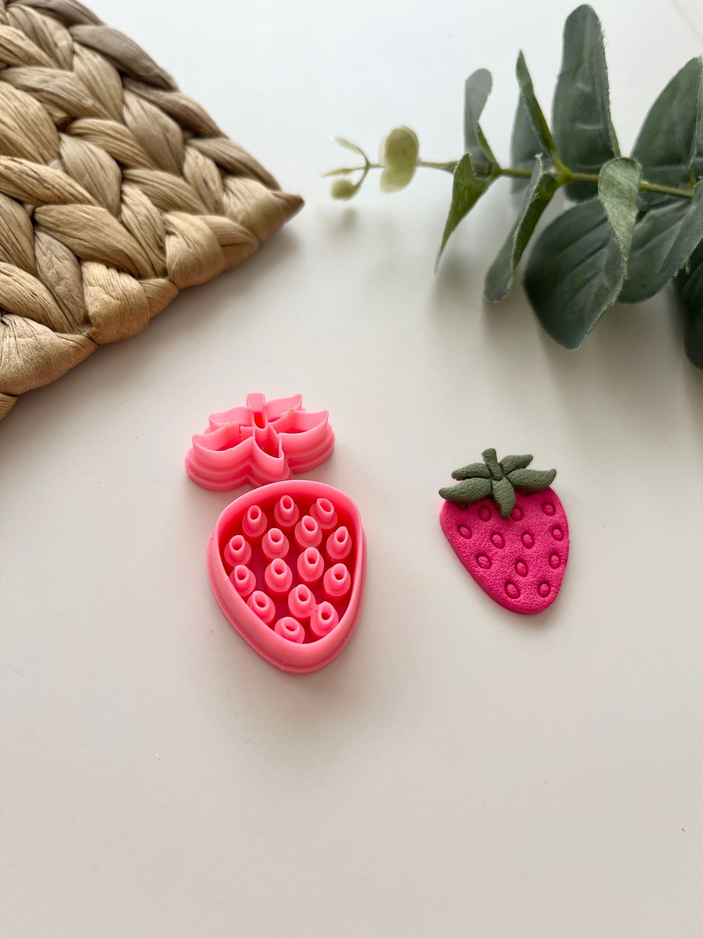 Embossed Strawberry set