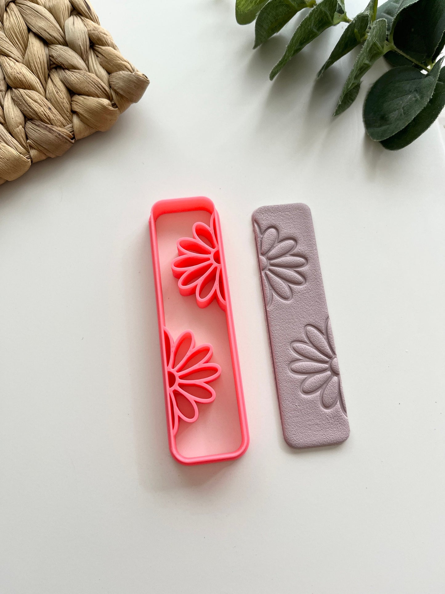 Daisy Bookmark