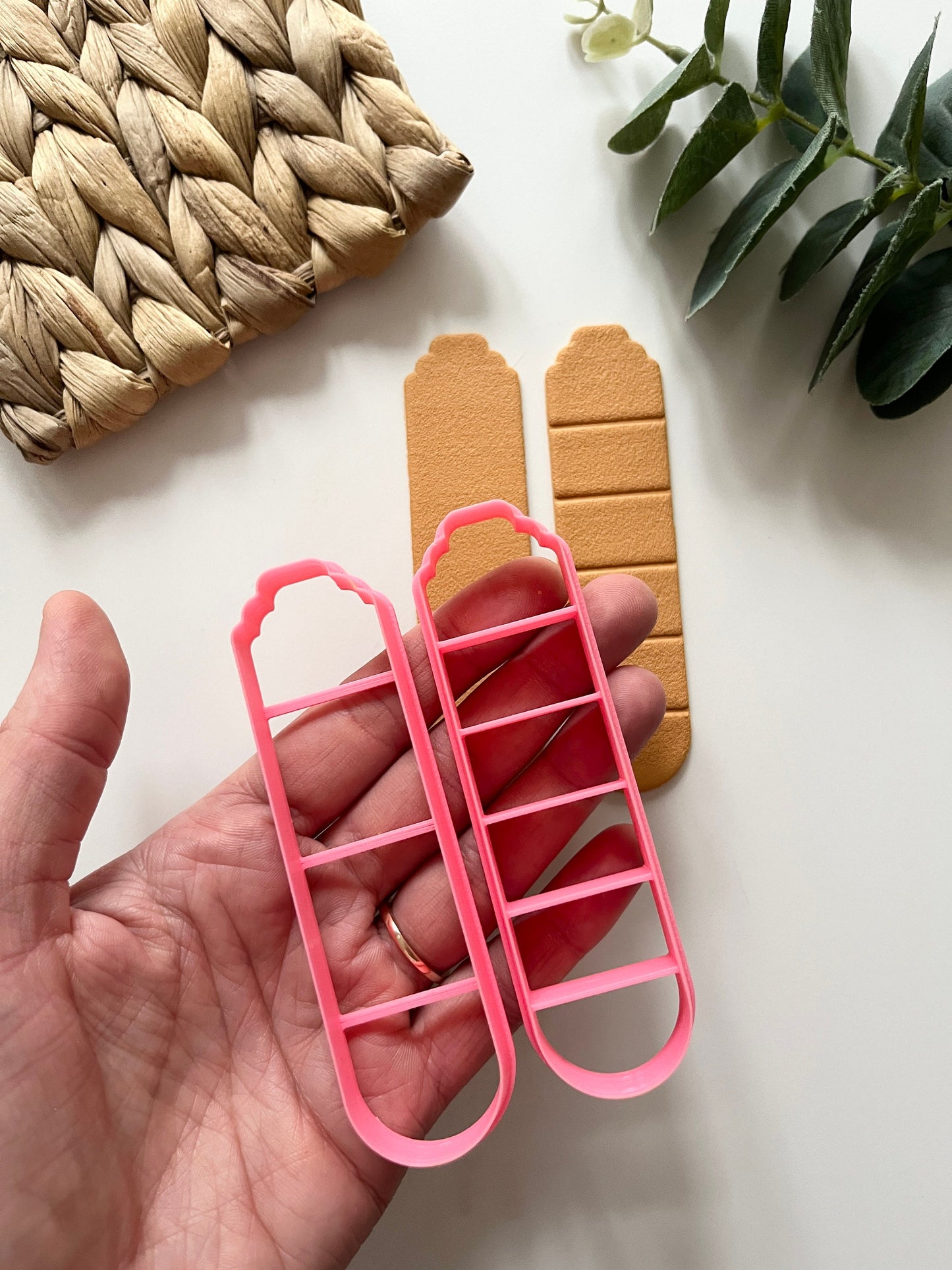 Bookmark with Shelves
