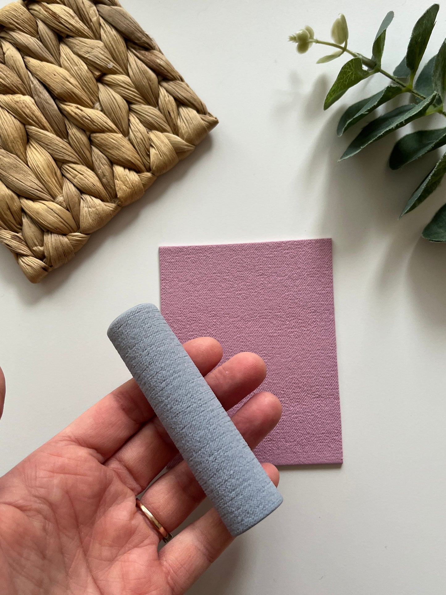 Linen Texture Roller