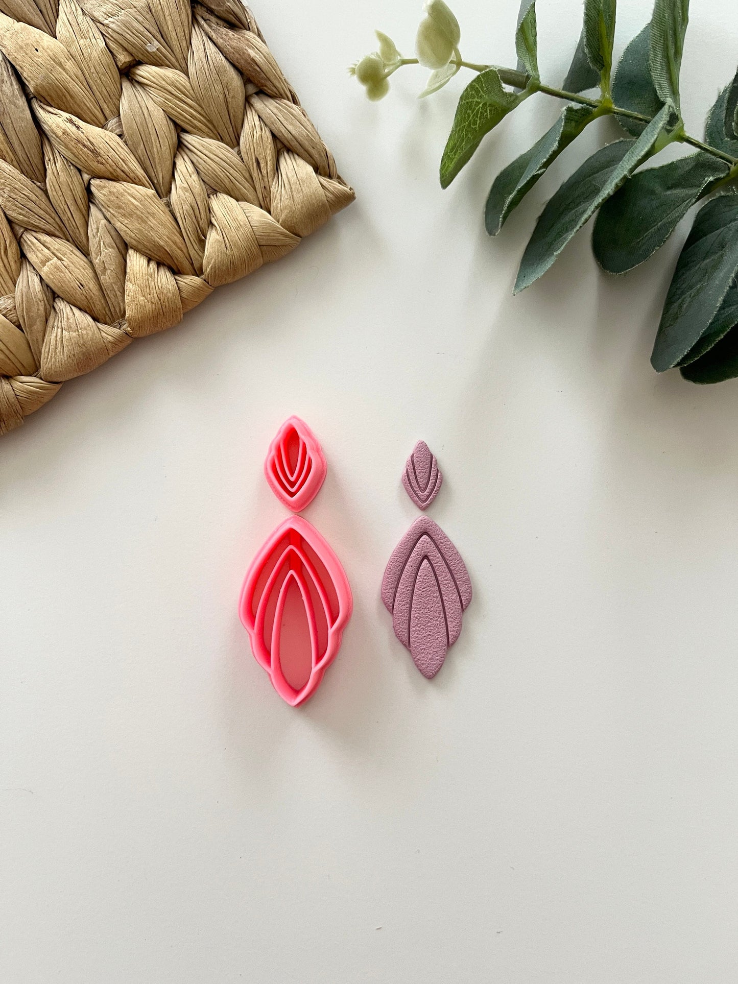 Embossed Shell Set