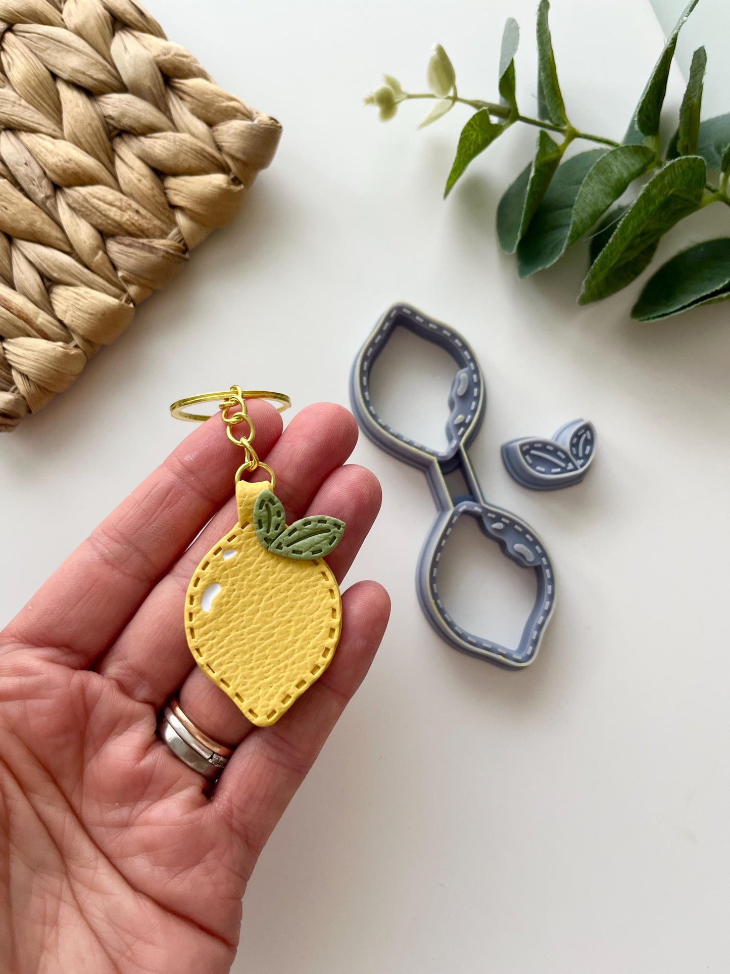 Lemon Keyring Cutter