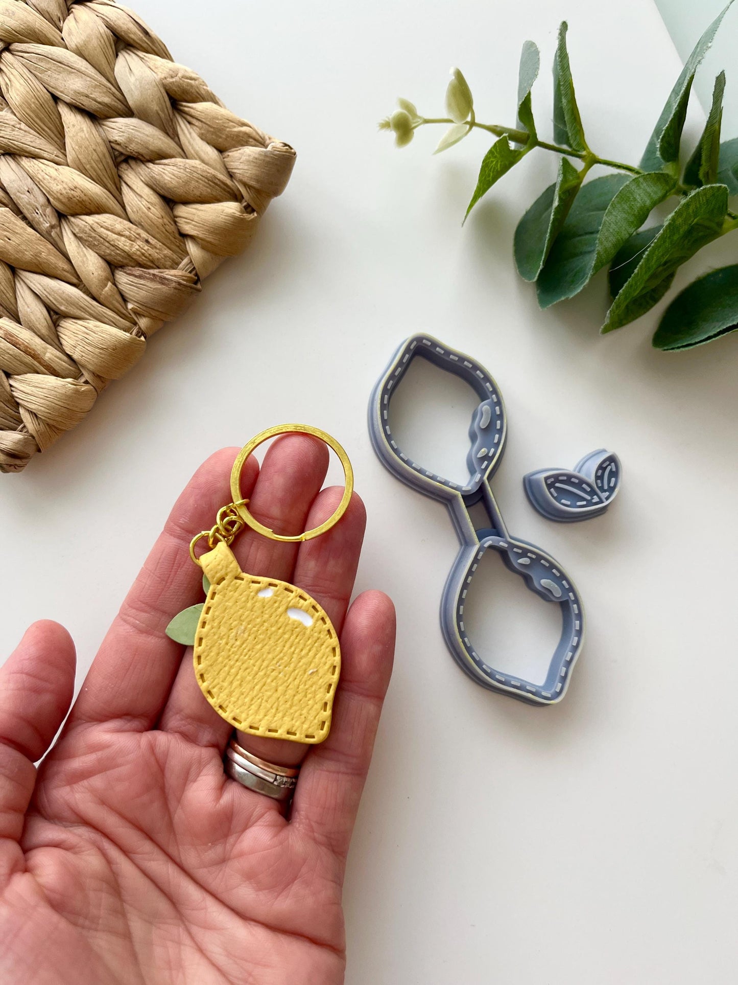 Lemon Keyring Cutter