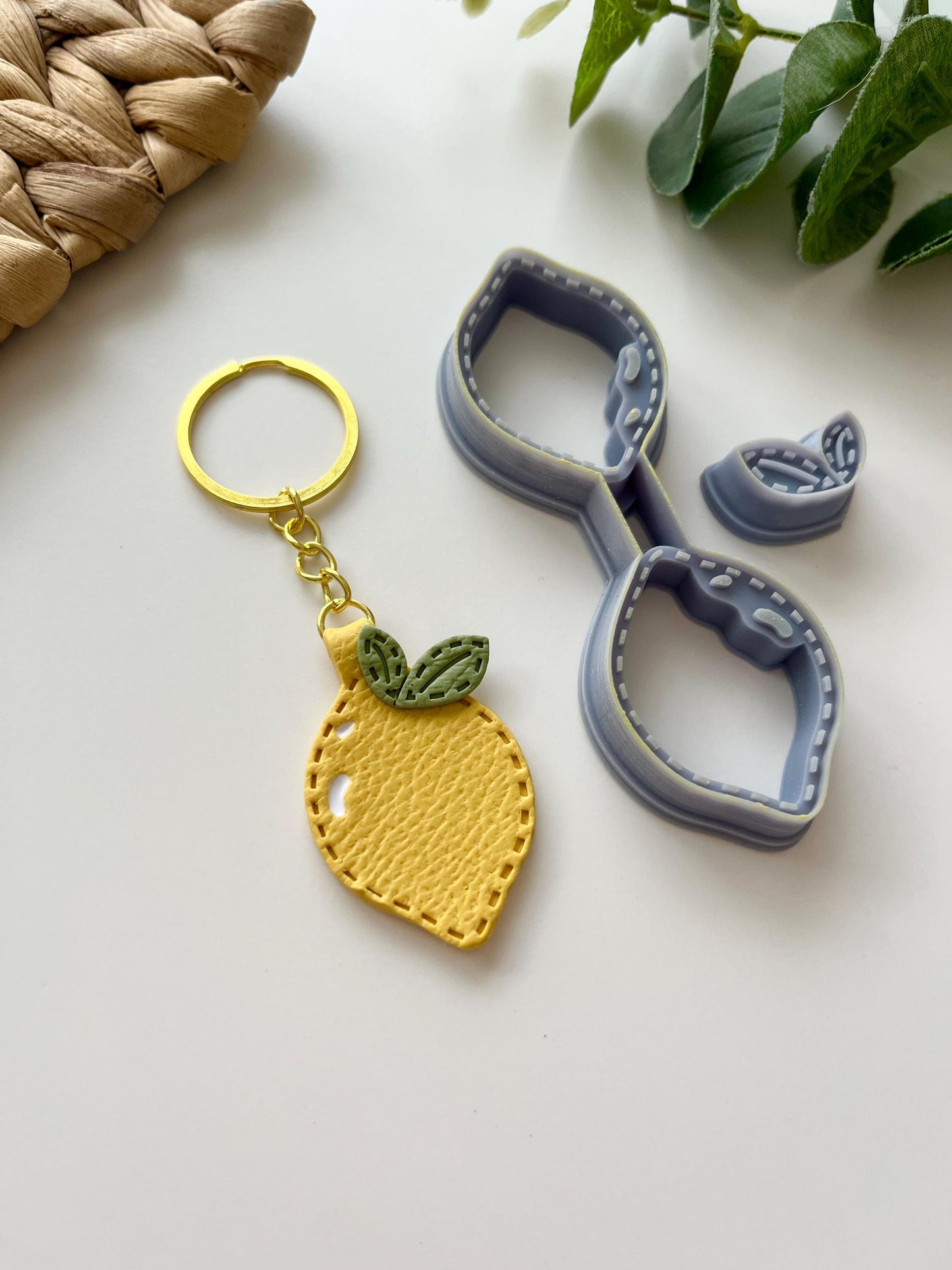Lemon Keyring Cutter