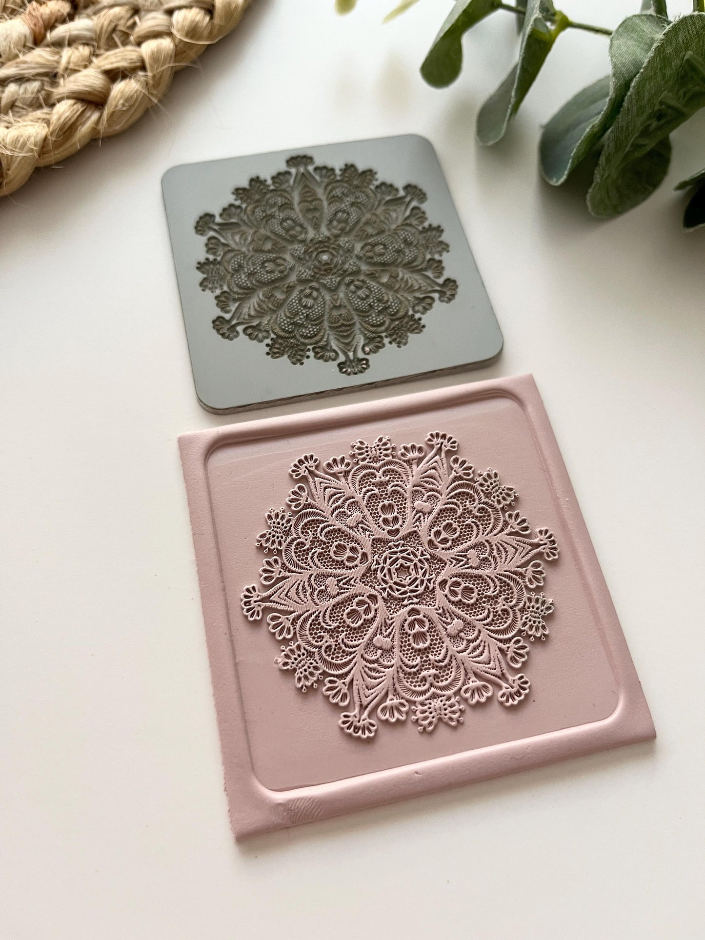Flower Lace Texture Mat