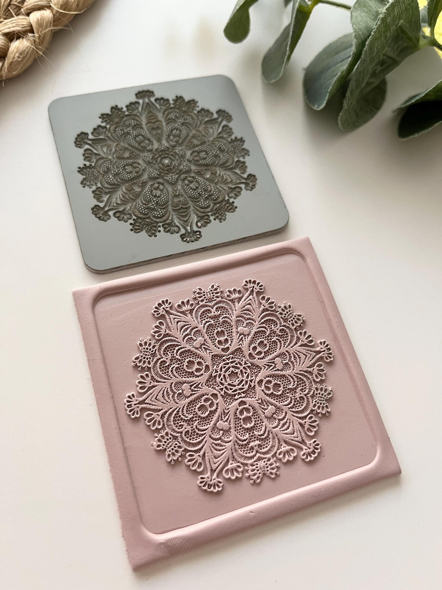 Flower Lace Texture Mat