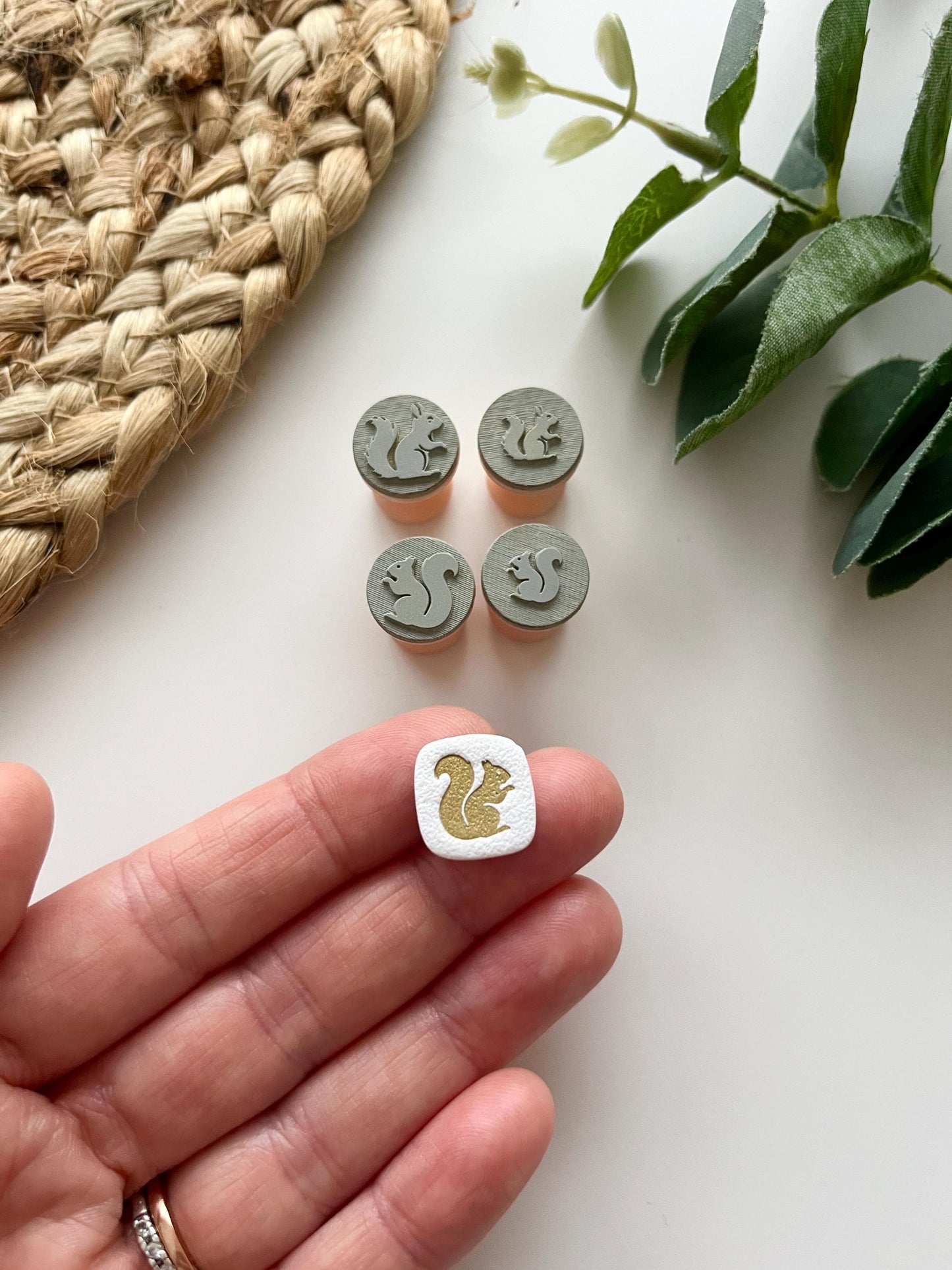 Squirrel Stamps: Mica Powder