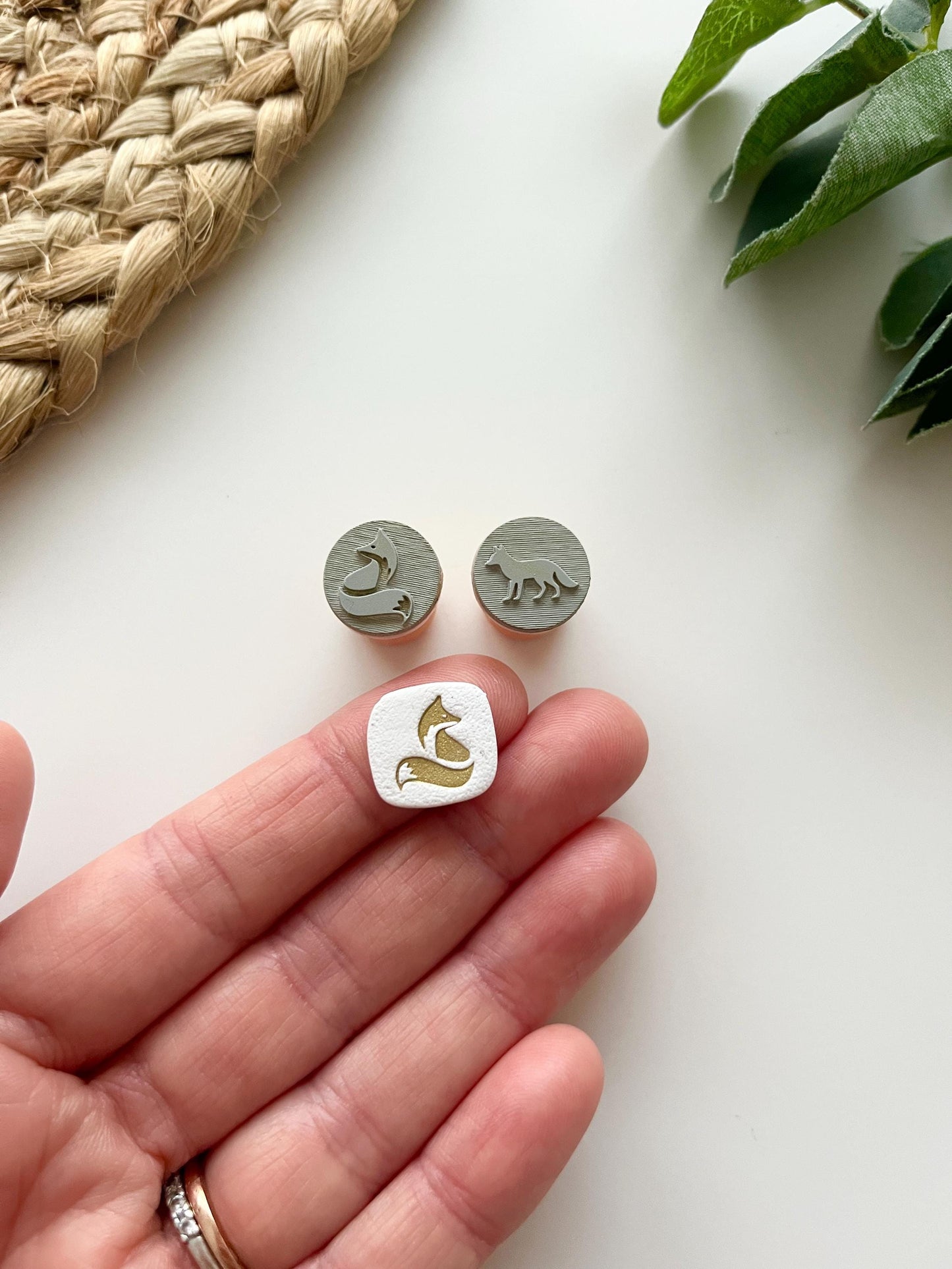 Fox Stamps #2: Mica Powder