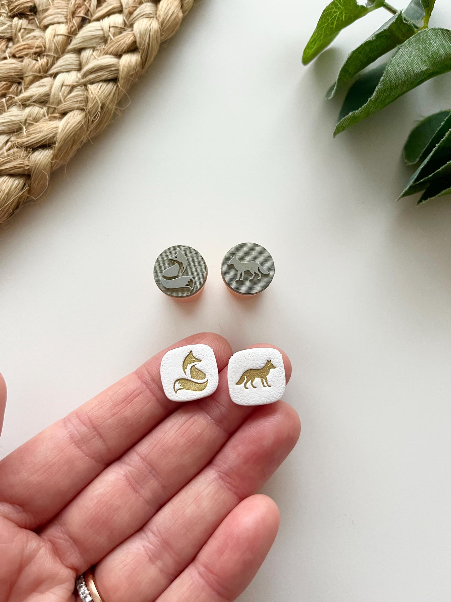 Fox Stamps #2: Mica Powder