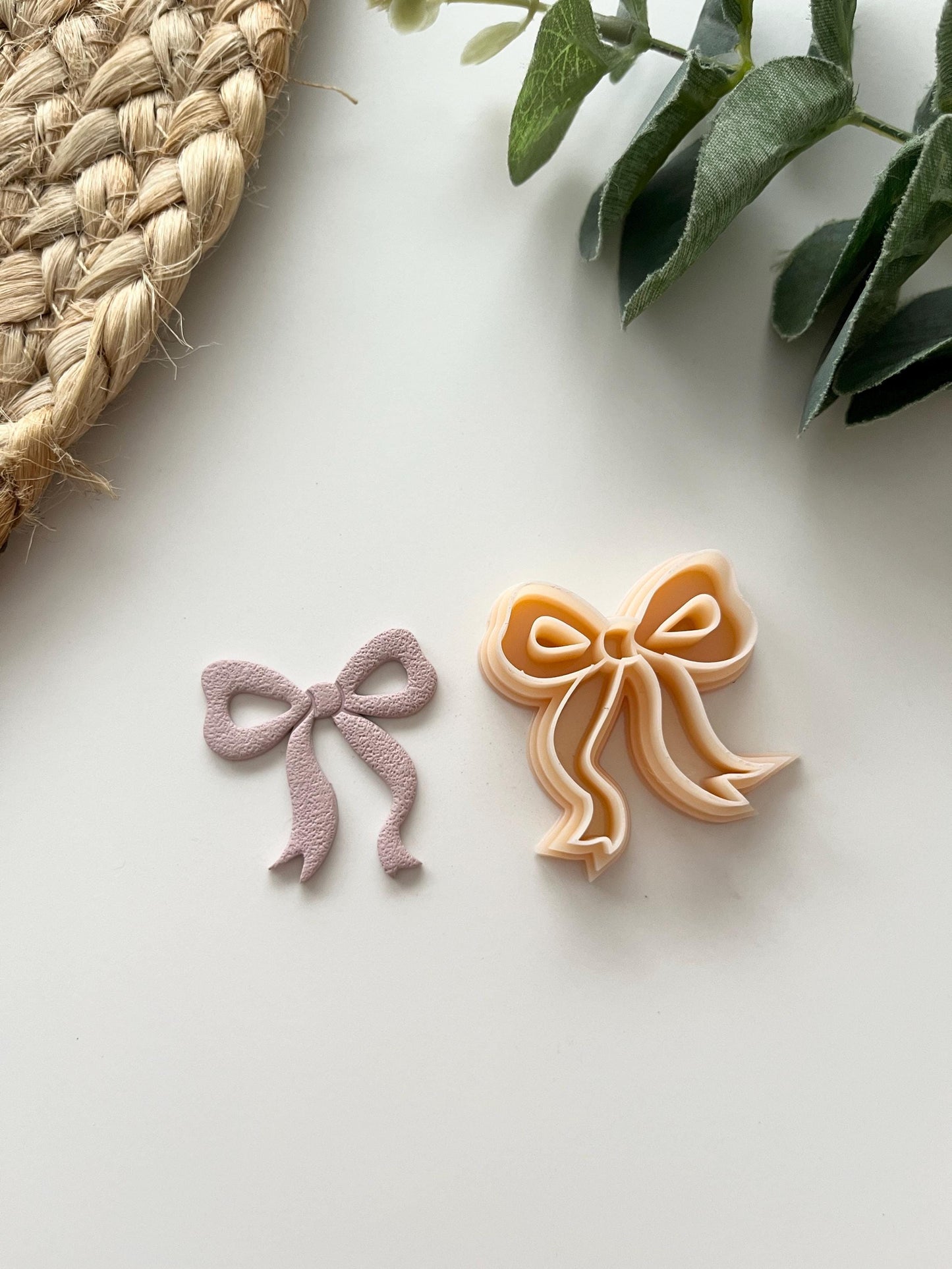 Bow #3 Embossed Cutter