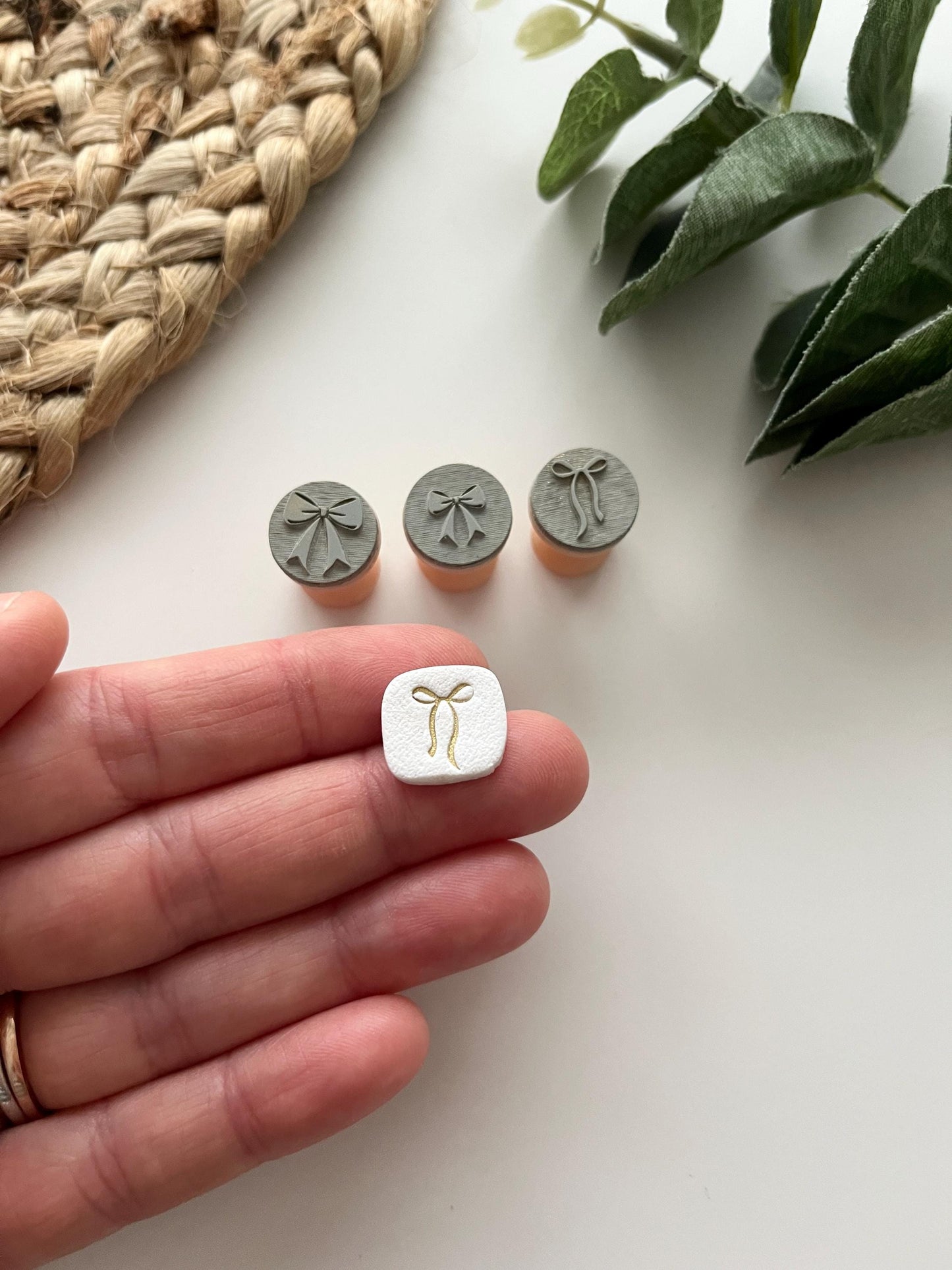 Bow Stamps: Mica Powder