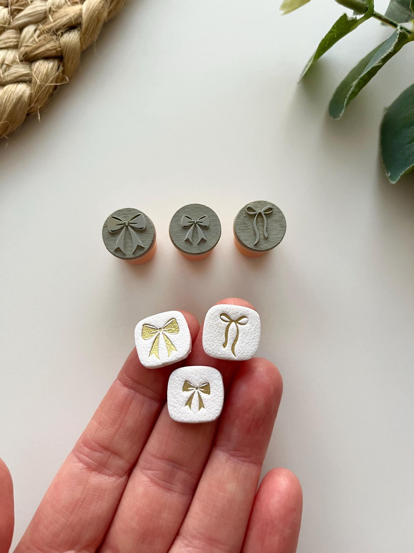 Bow Stamps: Mica Powder