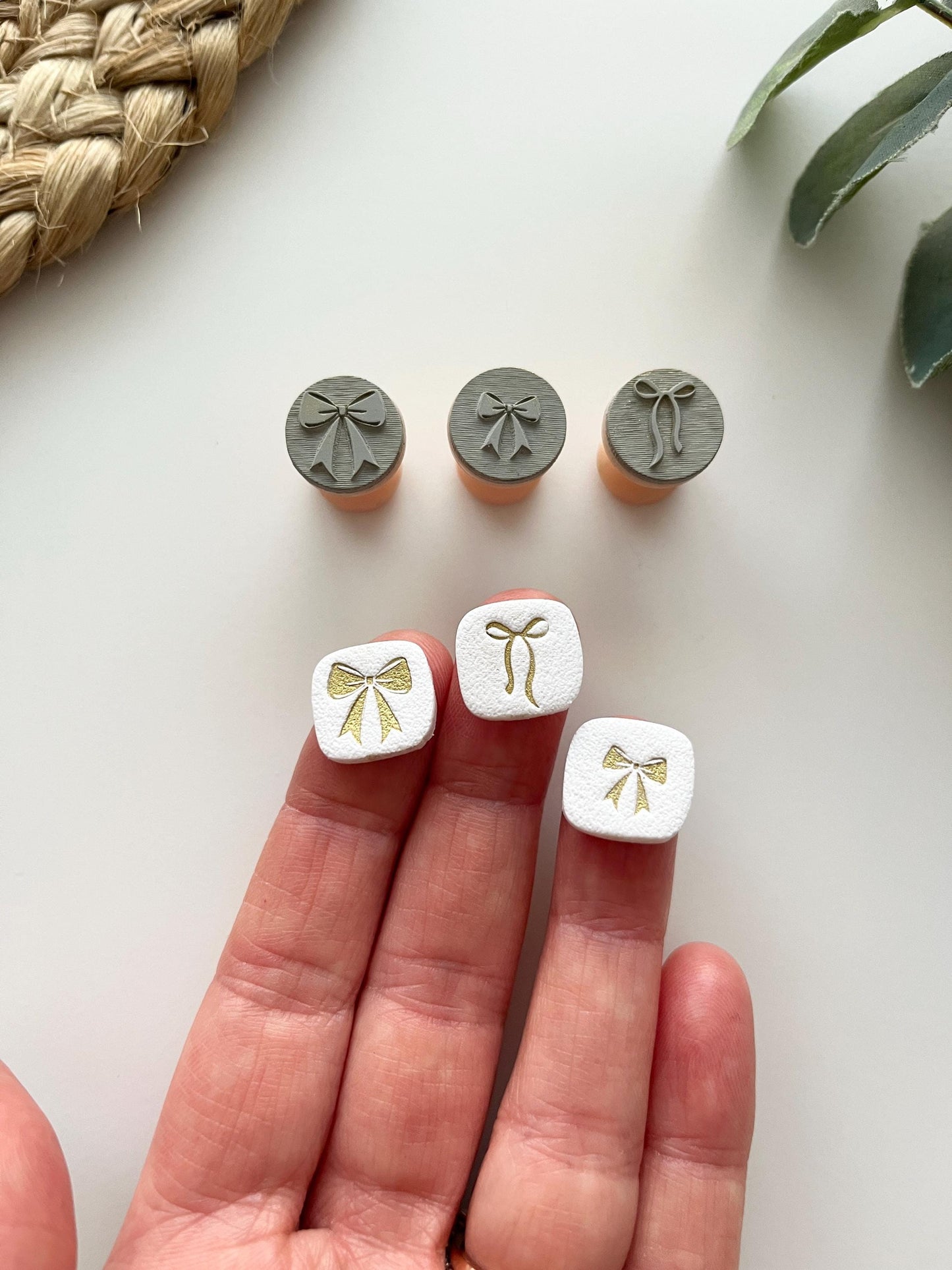 Bow Stamps: Mica Powder