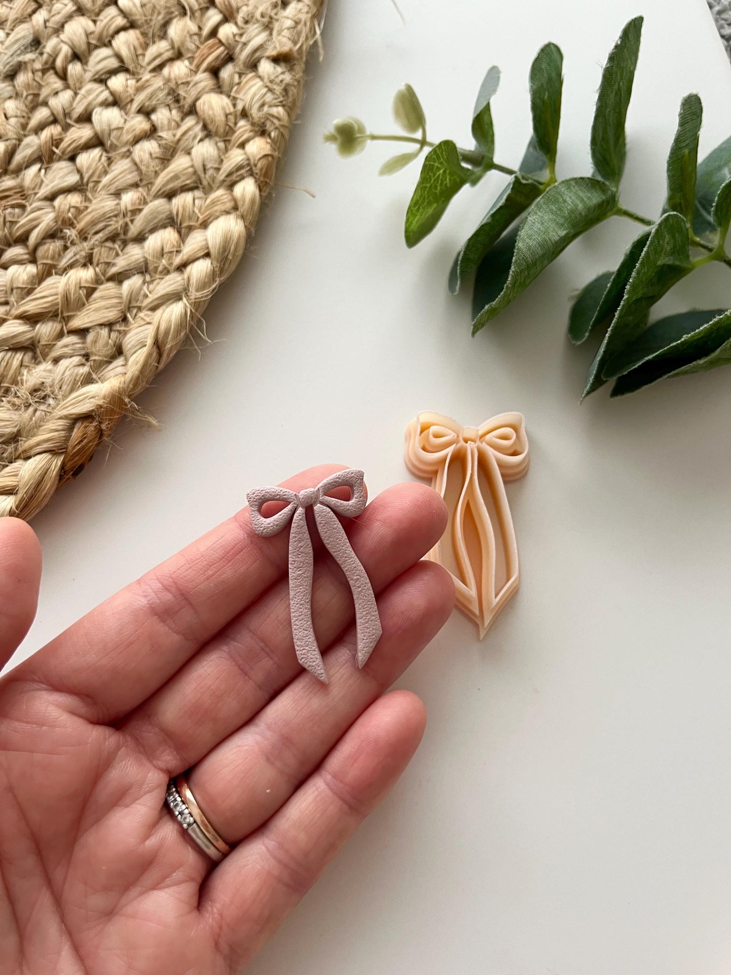 Bow #2 Embossed Cutter