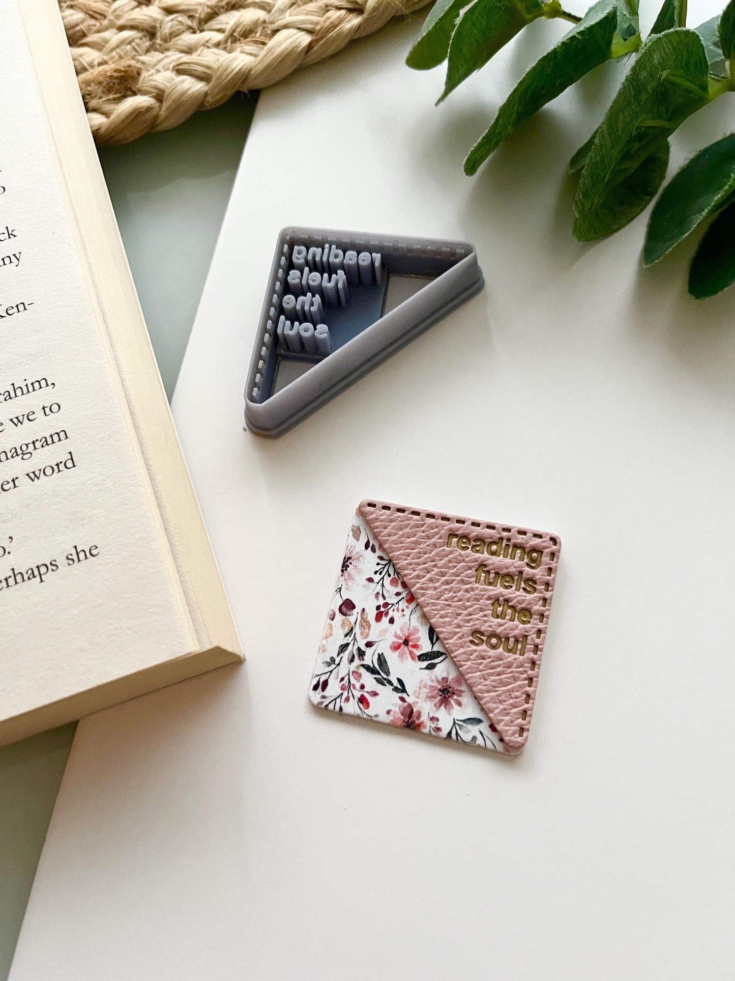 Corner Bookmarks