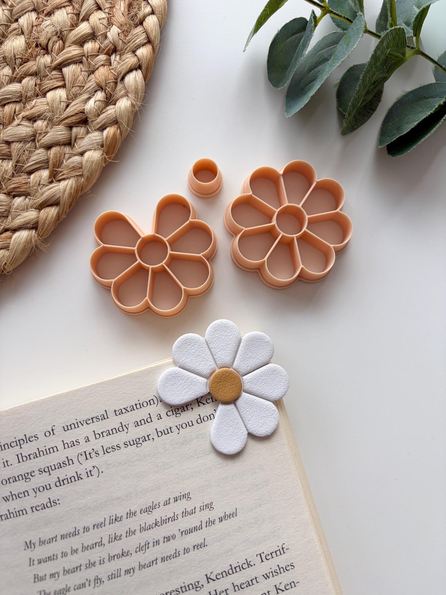 Full Daisy Corner Bookmarks