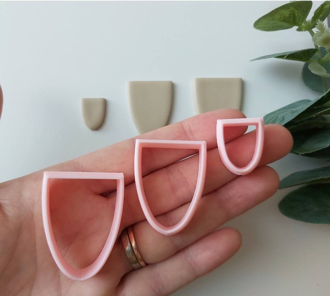 Pointy Half Oval