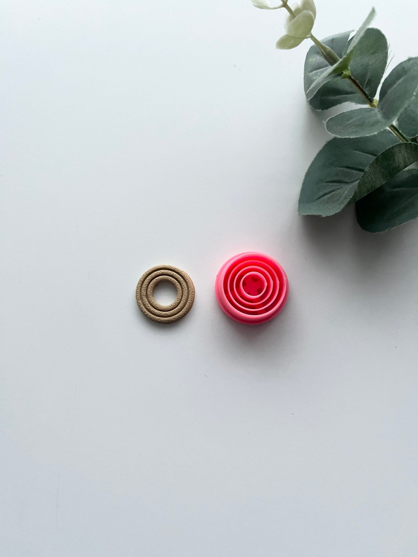 Cercle en relief de 20 mm
