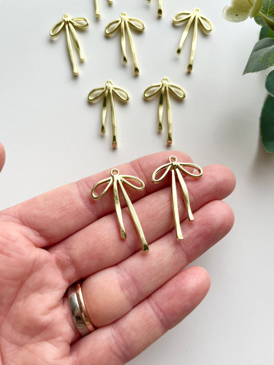 Bowtie pendants