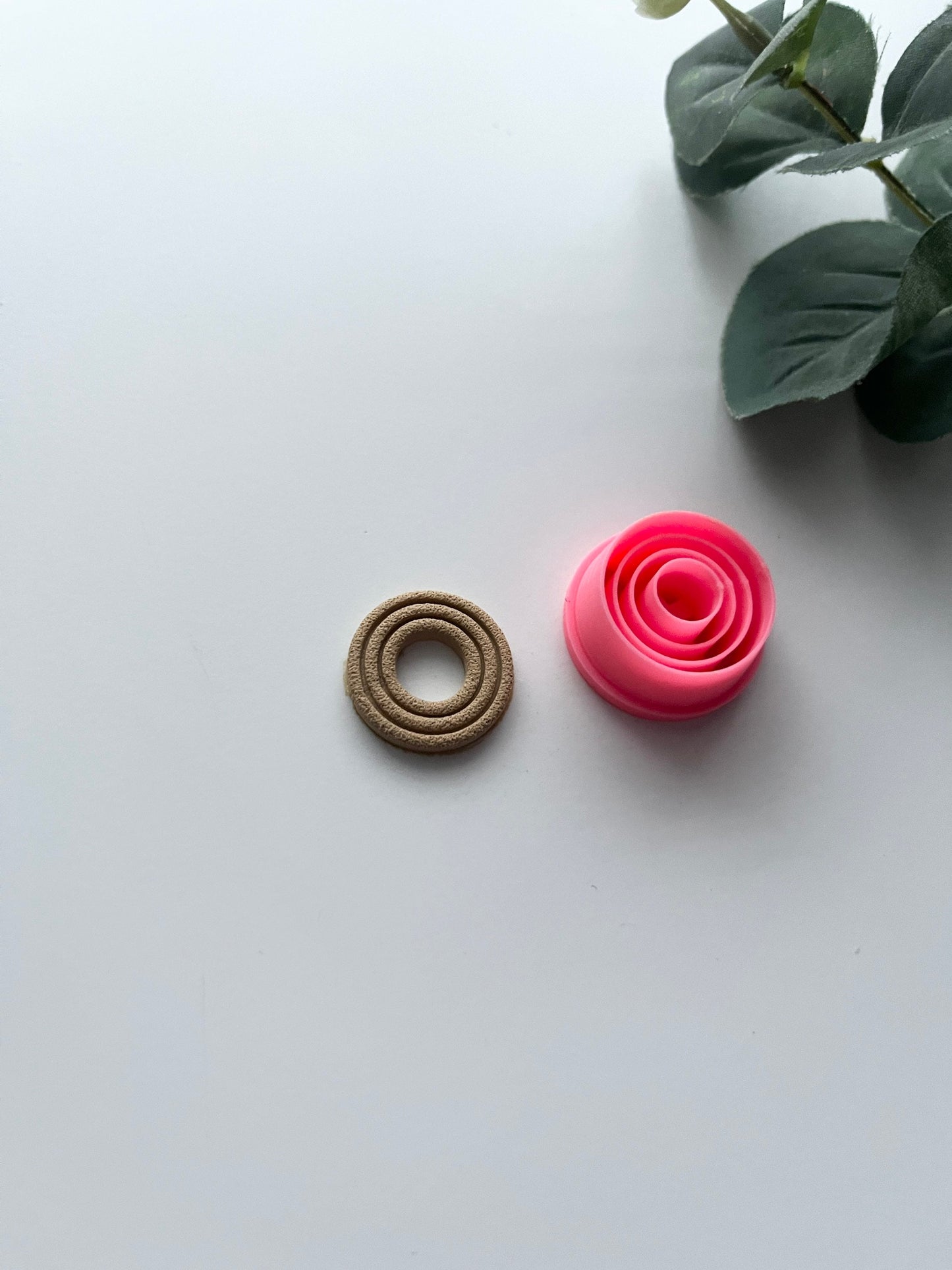 Cercle en relief de 20 mm