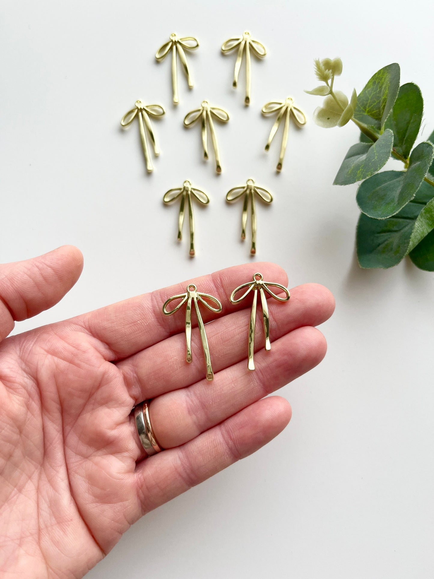 Bowtie pendants
