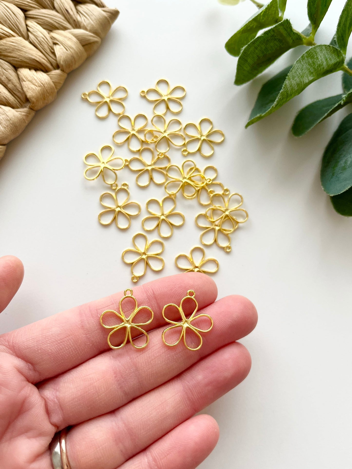 Daisy Charms Asymmetric