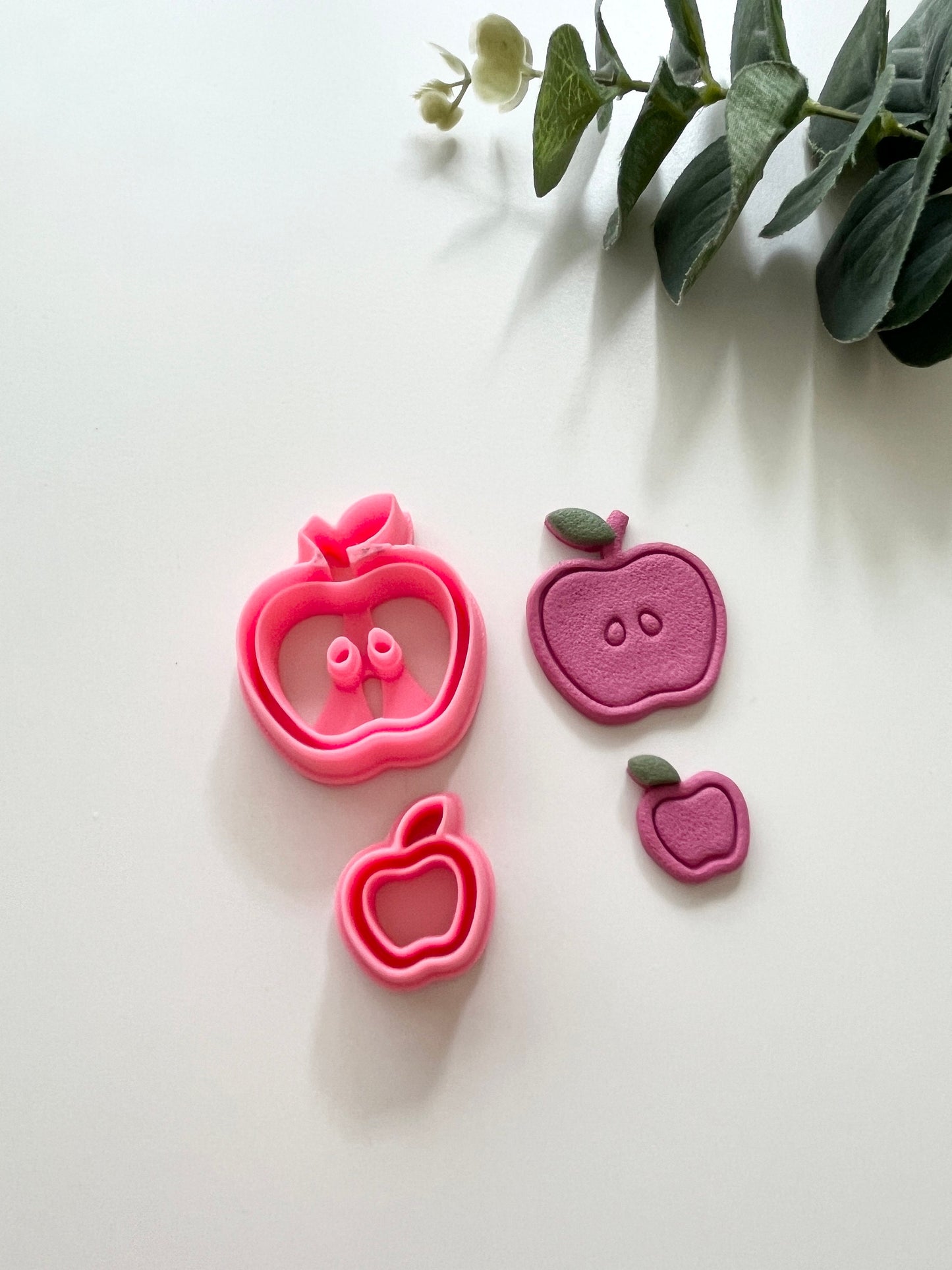 Pomme en relief