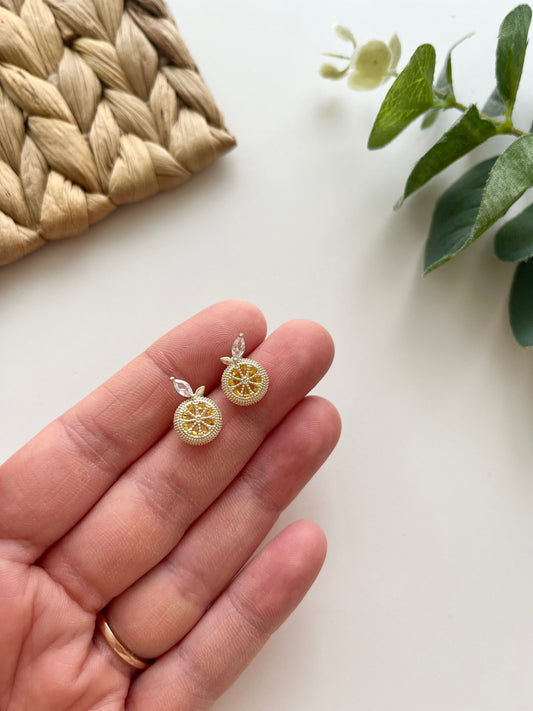 Cz Lemon Stud with transparent leaf