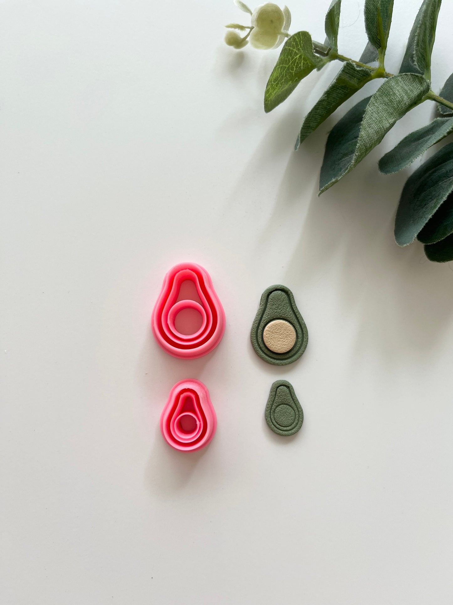 Avocat en relief